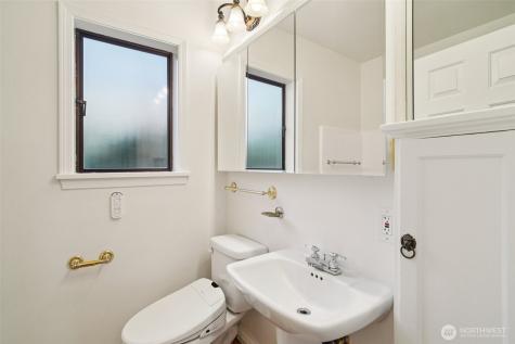 1114 2nd Avenue N Seattle WA 98109