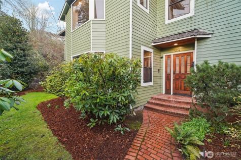 1114 2nd Avenue N Seattle WA 98109