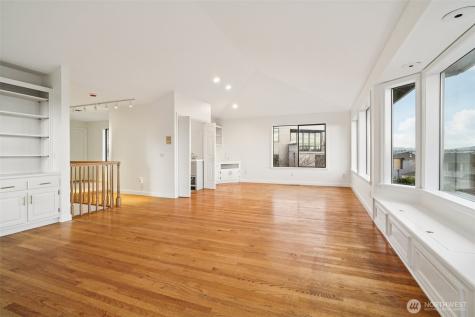 1114 2nd Avenue N Seattle WA 98109