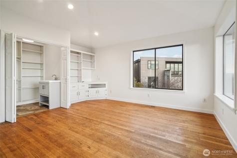 1114 2nd Avenue N Seattle WA 98109