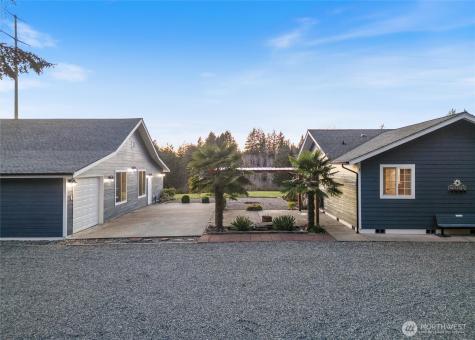 5540 SW Old Clifton Road Port Orchard WA 98367