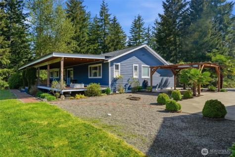 5540 SW Old Clifton Road Port Orchard WA 98367