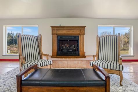 5540 SW Old Clifton Road Port Orchard WA 98367