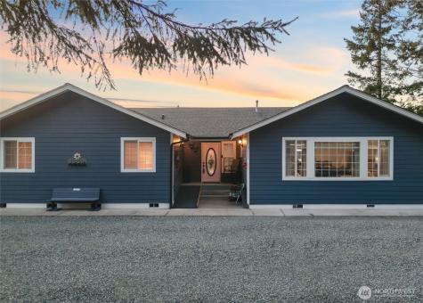 5540 SW Old Clifton Road Port Orchard WA 98367