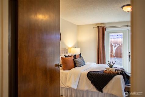 3949 SE 10th Place Renton WA 98058