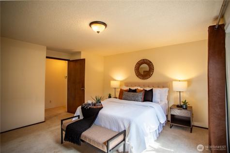 3949 SE 10th Place Renton WA 98058