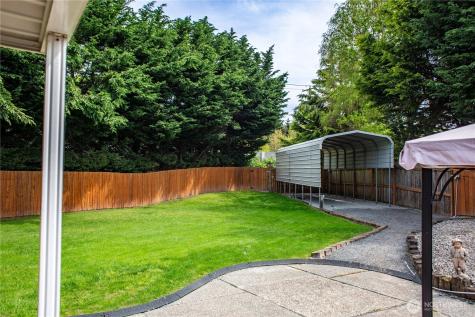 3949 SE 10th Place Renton WA 98058