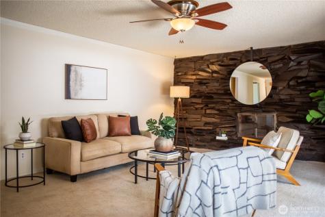 3949 SE 10th Place Renton WA 98058