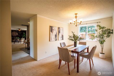 3949 SE 10th Place Renton WA 98058