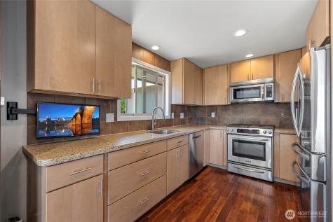 12103 Hilynn Drive Burlington WA 98233