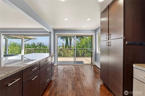 12103 Hilynn Drive Burlington WA 98233