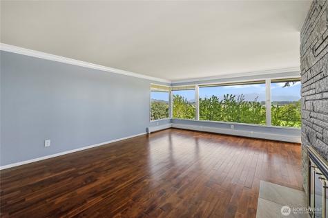 12103 Hilynn Drive Burlington WA 98233