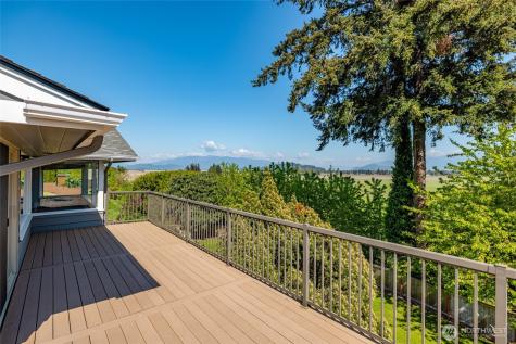 12103 Hilynn Drive Burlington WA 98233