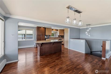 12103 Hilynn Drive Burlington WA 98233