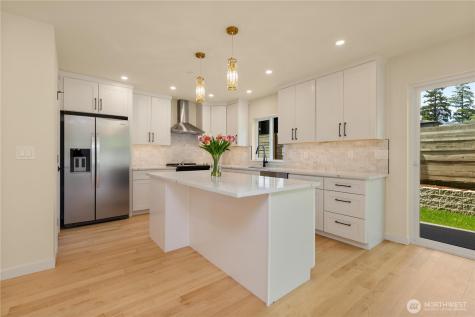 12642 NE 80th Street Kirkland WA 98033