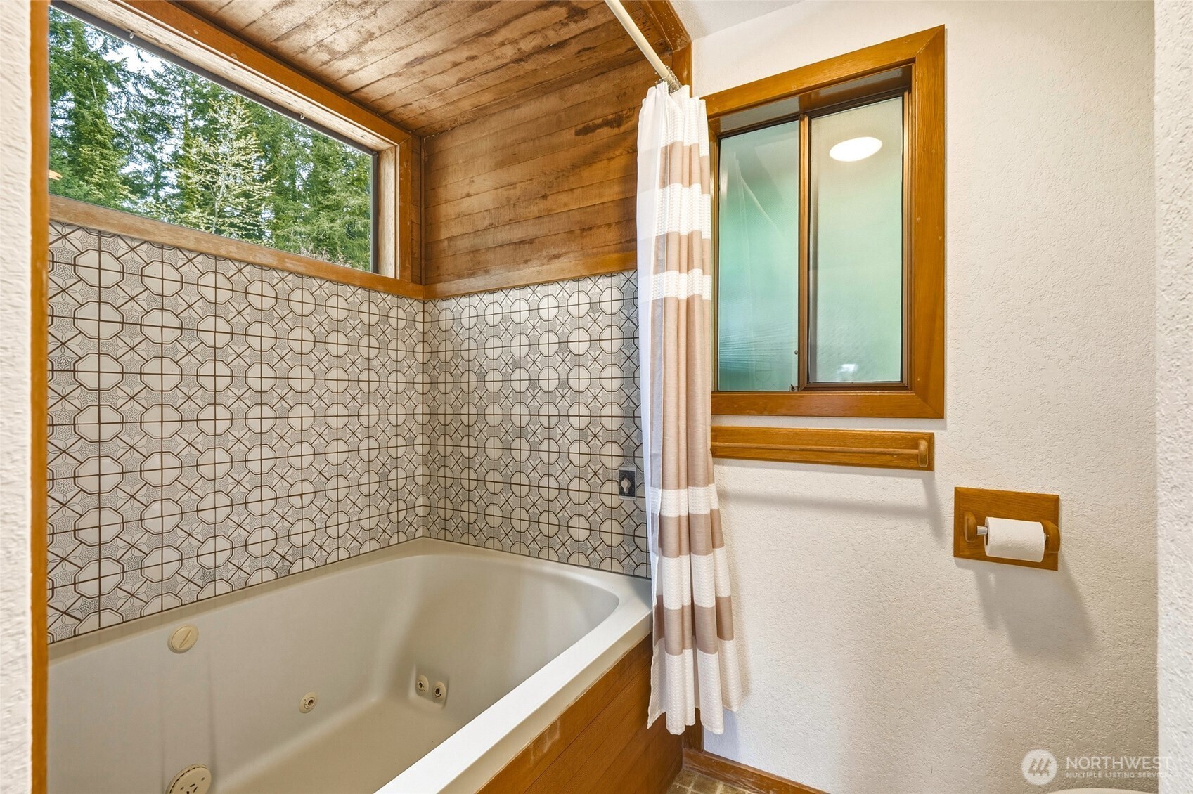 40215 278th Avenue SE Enumclaw WA 98022