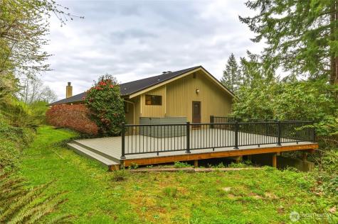 40215 278th Avenue SE Enumclaw WA 98022