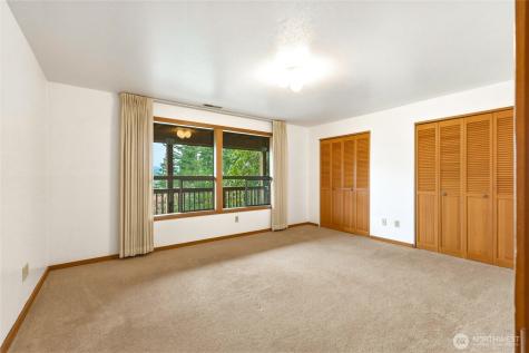 40215 278th Avenue SE Enumclaw WA 98022
