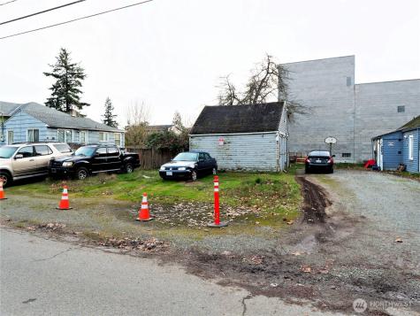13502 Ambaum Boulevard SW Burien WA 98146
