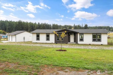 140 W Green Valley Road Oak Harbor WA 98277