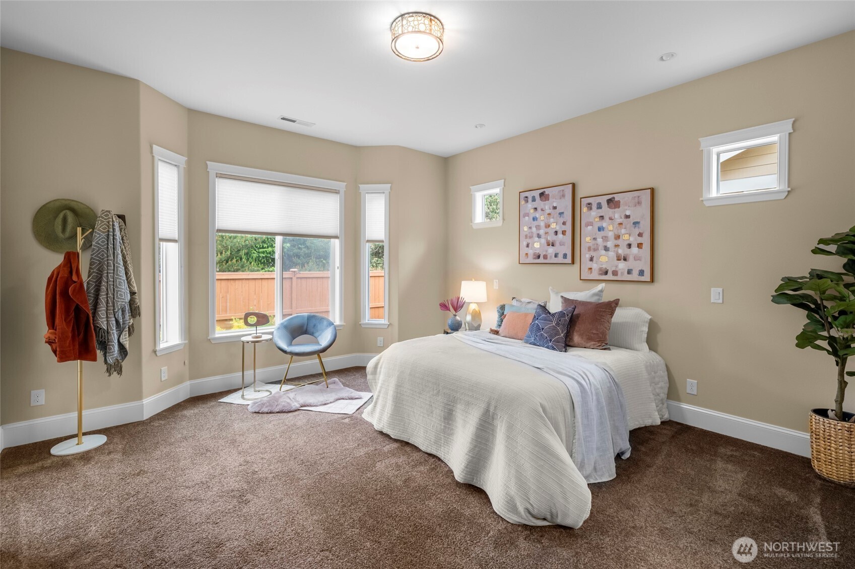 4826 Meriwood Drive NE Olympia WA 98516