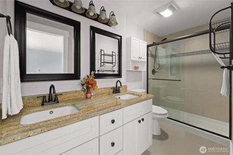 22706 NE 12th Place Sammamish WA 98074