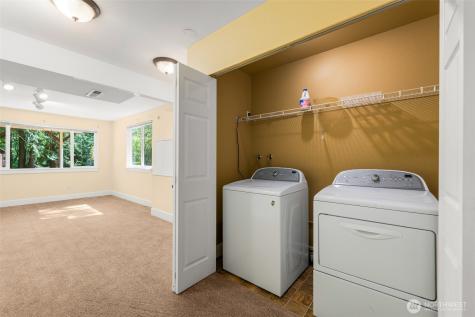 22706 NE 12th Place Sammamish WA 98074