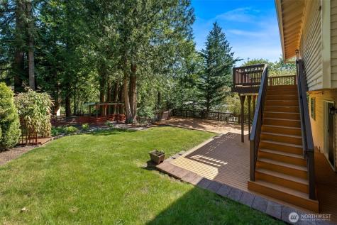 22706 NE 12th Place Sammamish WA 98074