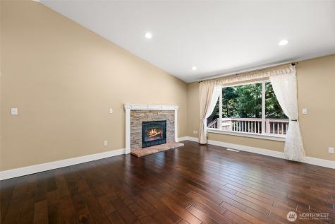 22706 NE 12th Place Sammamish WA 98074