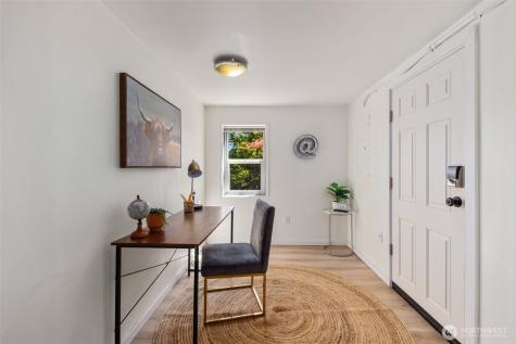 340 NE 53rd Street Seattle WA 98105