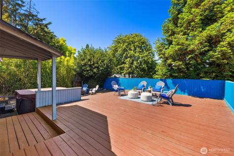 340 NE 53rd Street Seattle WA 98105