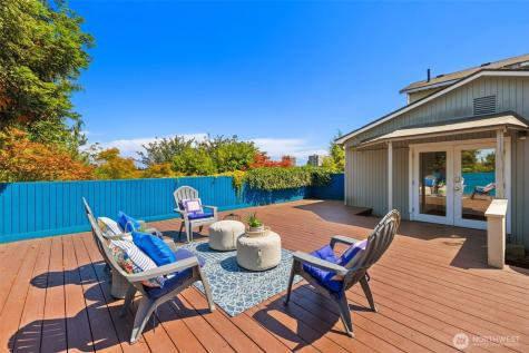 340 NE 53rd Street Seattle WA 98105