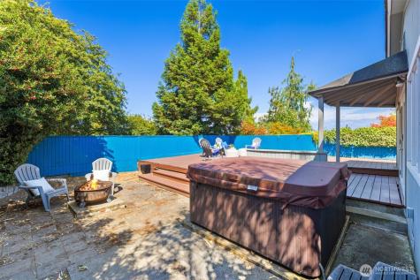 340 NE 53rd Street Seattle WA 98105