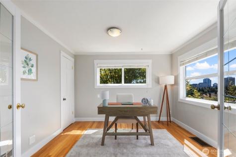 340 NE 53rd Street Seattle WA 98105