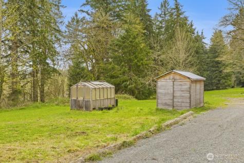 13310 Fettig Road E Buckley WA 98321