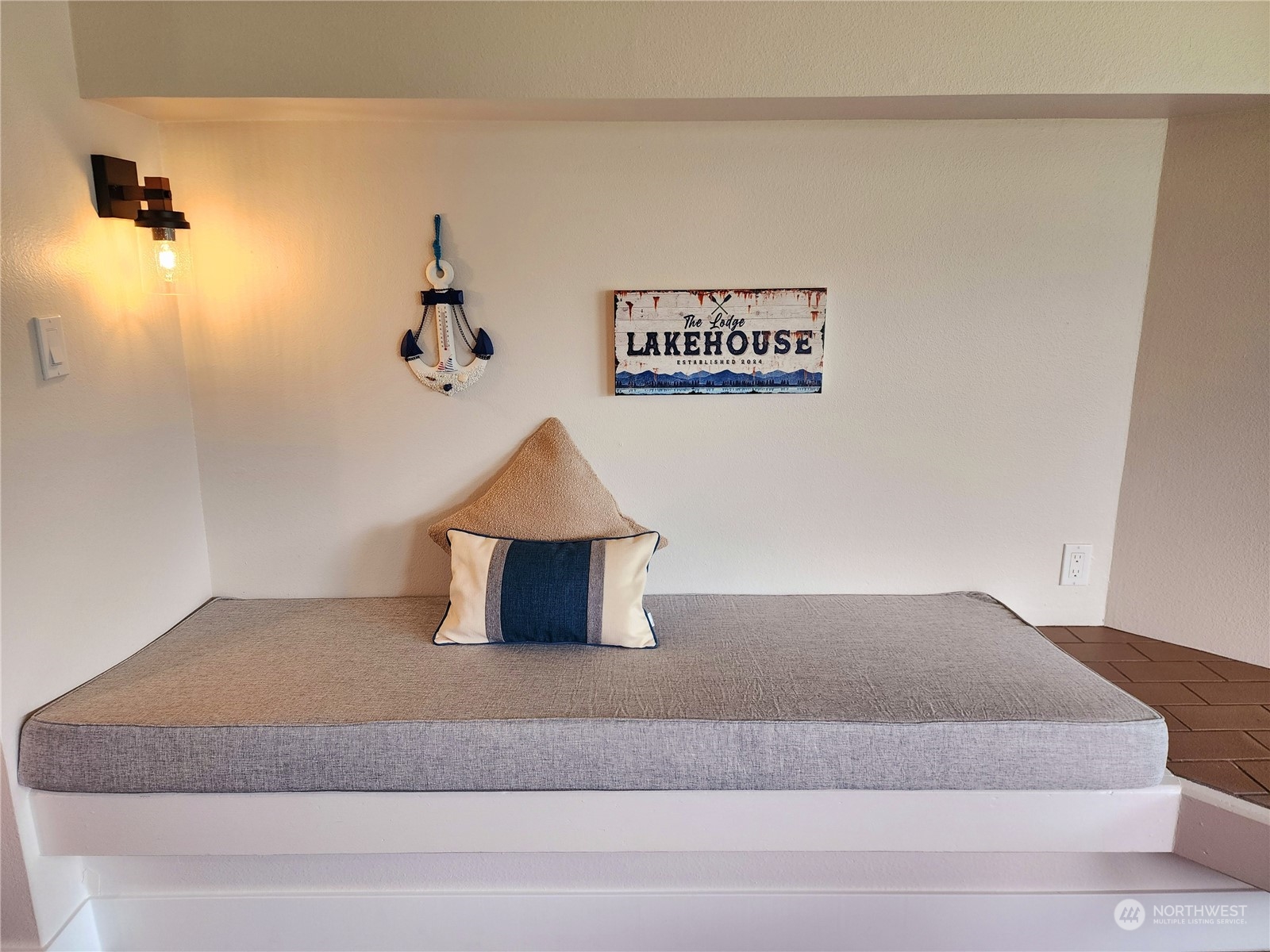 1 Lodge 615-d Manson WA 98831