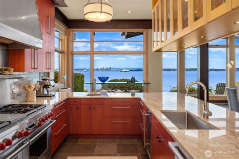 4290 Rockaway Beach Road NE Bainbridge Island WA 98110