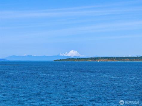 4290 Rockaway Beach Road NE Bainbridge Island WA 98110