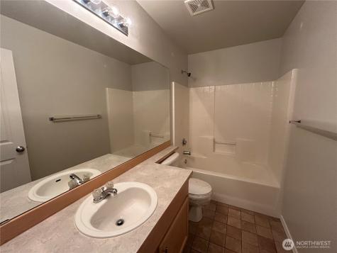 24528 SE 275th Street Maple Valley WA 98038