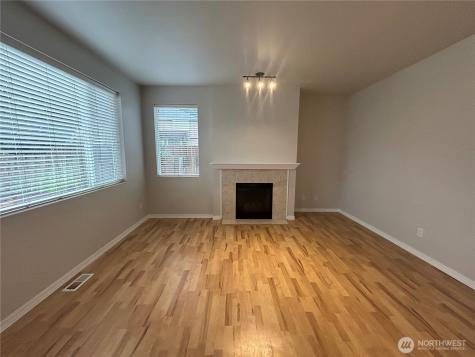 24528 SE 275th Street Maple Valley WA 98038