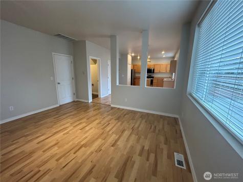 24528 SE 275th Street Maple Valley WA 98038