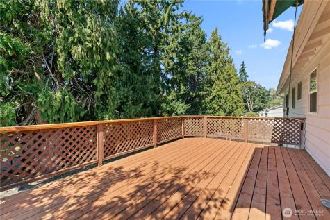 18228 42nd Place W Lynnwood WA 98037