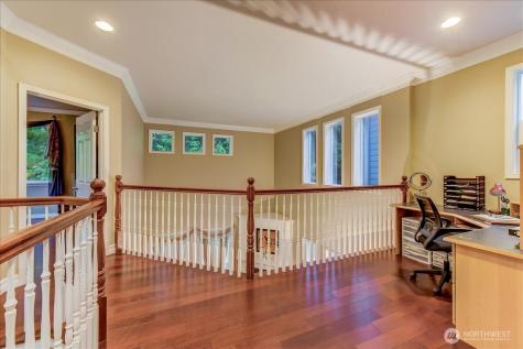 2462 172 Avenue NE Redmond WA 98052