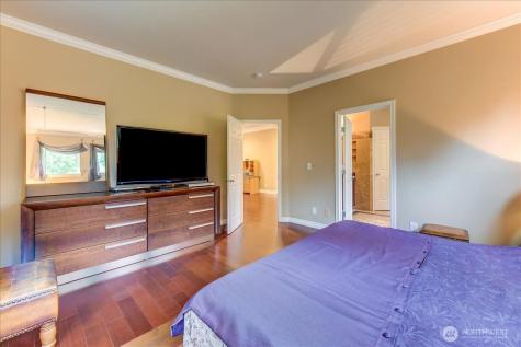 2462 172 Avenue NE Redmond WA 98052