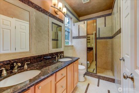 2462 172 Avenue NE Redmond WA 98052