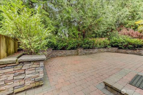 2462 172 Avenue NE Redmond WA 98052