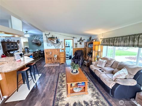 92 Crumbacher Road Tonasket WA 98855