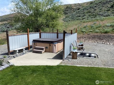 92 Crumbacher Road Tonasket WA 98855