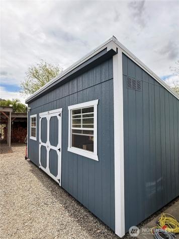 92 Crumbacher Road Tonasket WA 98855