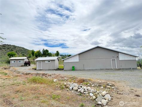 92 Crumbacher Road Tonasket WA 98855